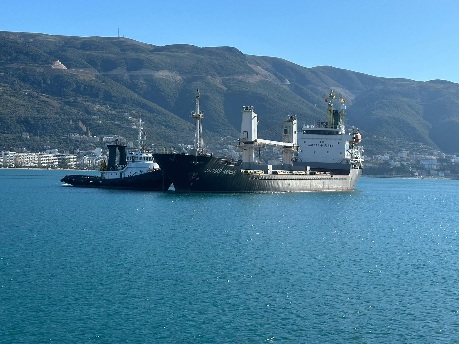 Sea to Shore cargo vessel operations